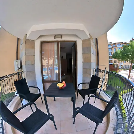 Apartment Bella - 3 Pools, 2 Bedrooms & 2 Bathrooms *