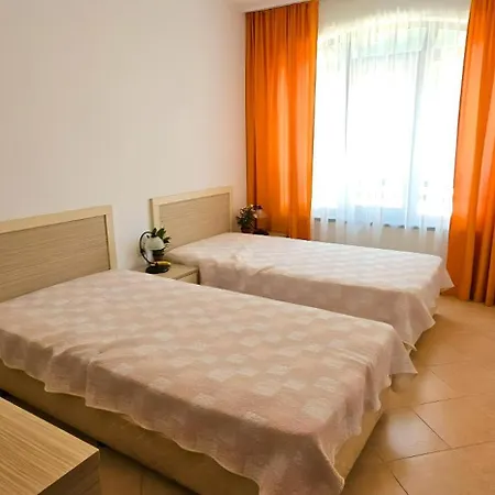 Bella - 3 Pools, 2 Bedrooms&2 Bathrooms Appartamento Sunny Beach
