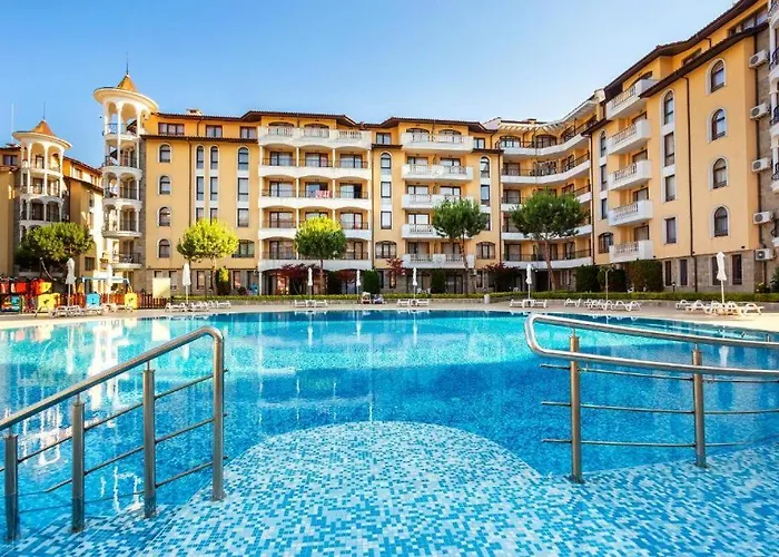 Bella - 3 Pools, 2 Bedrooms & 2 Bathrooms Sunny Beach